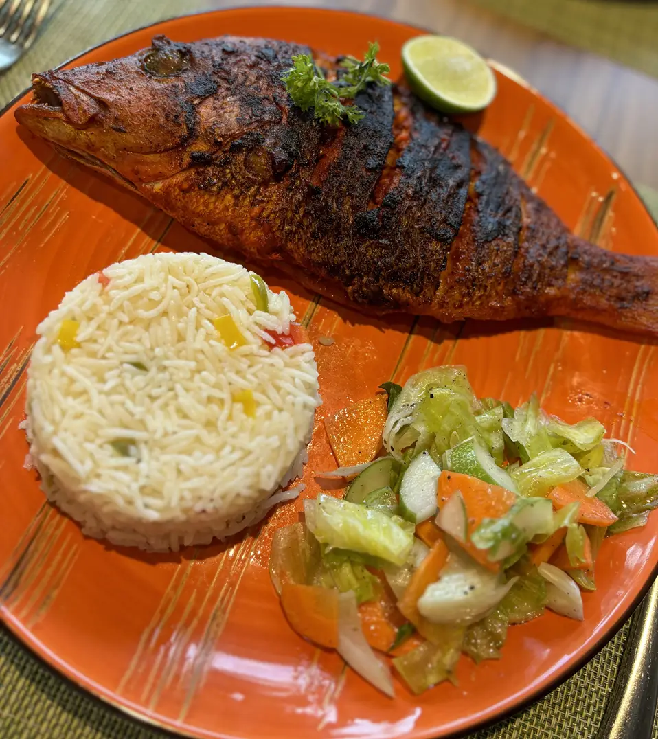 Fihunu Mas, pescado a la parrilla