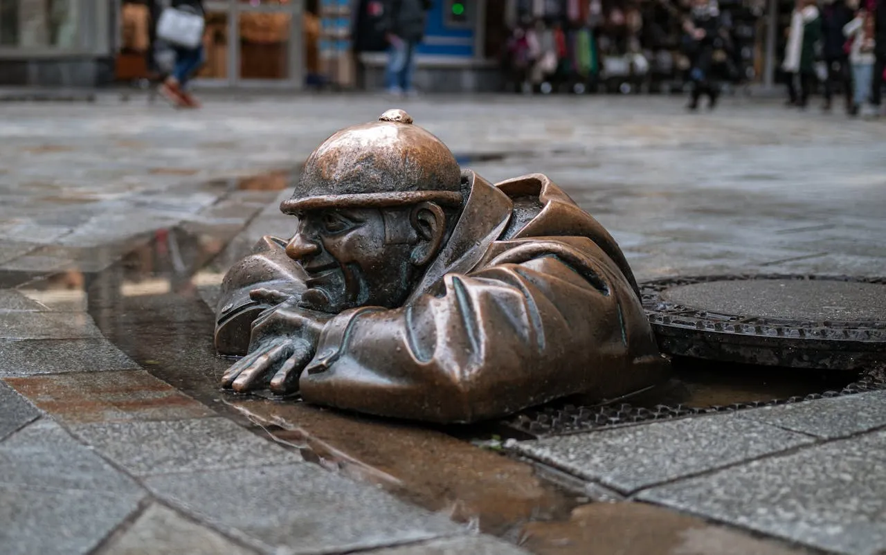 Cumil, la estatua del minero en Bratislava